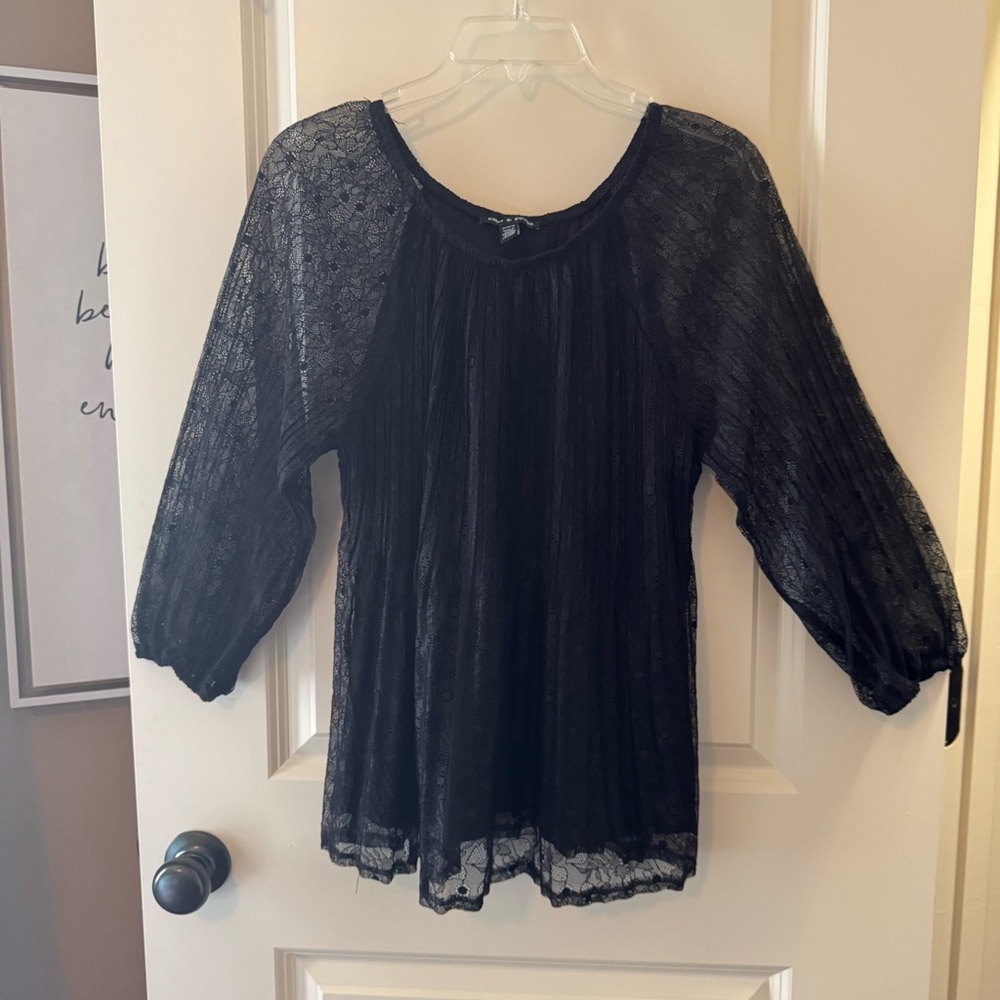 Cable & Gauge Black Lace Blouse for Women - Like New